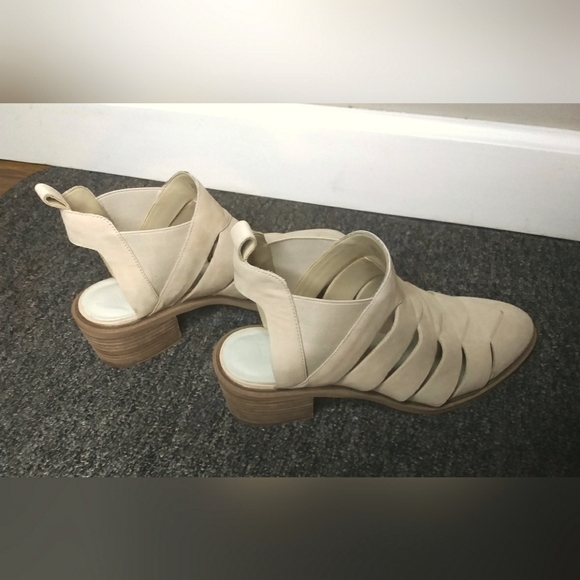 1. State Amilee Cutout Ankle Boot Sz 8M Open Back Closed Toe - Picture 4 of 9